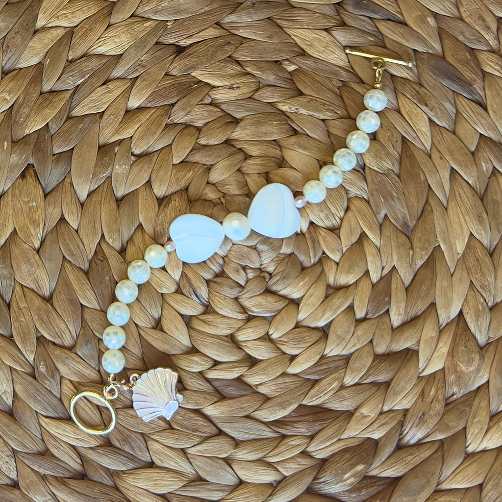 Mother-of-Pearl Bow Heart Bow Charm Bracelet